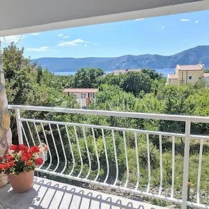 Apartment Olive Garden Krk, Brzac